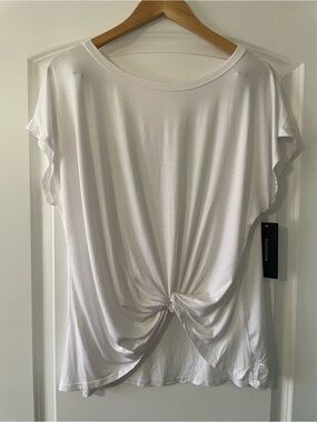 Korye (Daily Look) Women's White Short Sleeve Knot-Front Tee